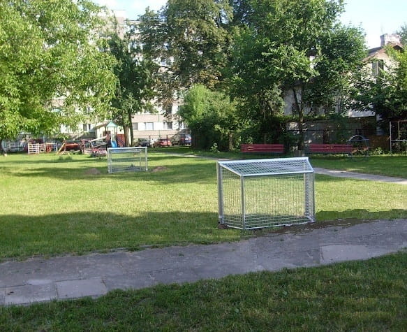  width=671